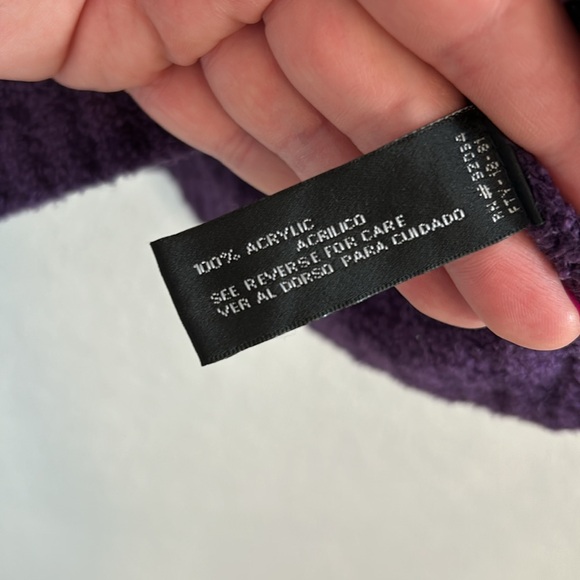 Plush purple sweater - Picture 5 of 5